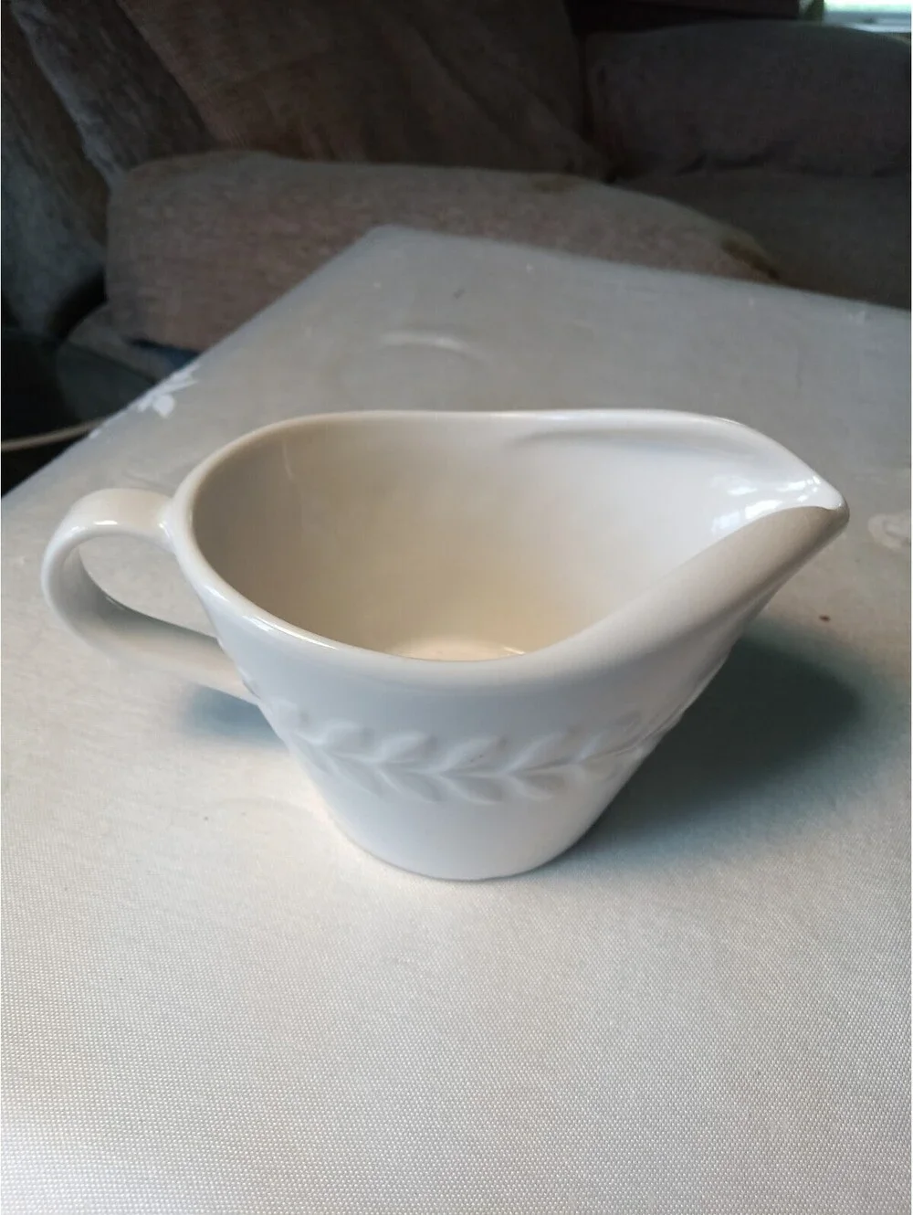 Vintage 1963 Shenango China Carlton White Embossed Laurel Creamer Pitcher Diner